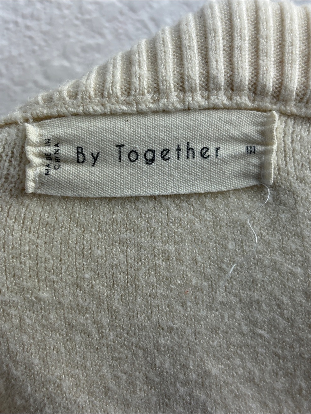 By Together Varsity Style Smiley Face cream/orange Sweater Size M - Picture 4 of 7